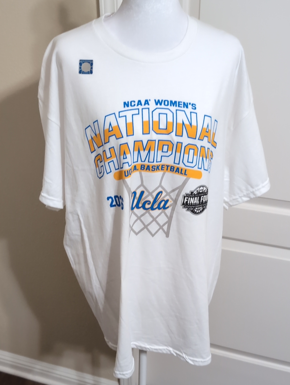 Blue 84 White UCLA National Champions Short Sleeve Tee XL New Unisex